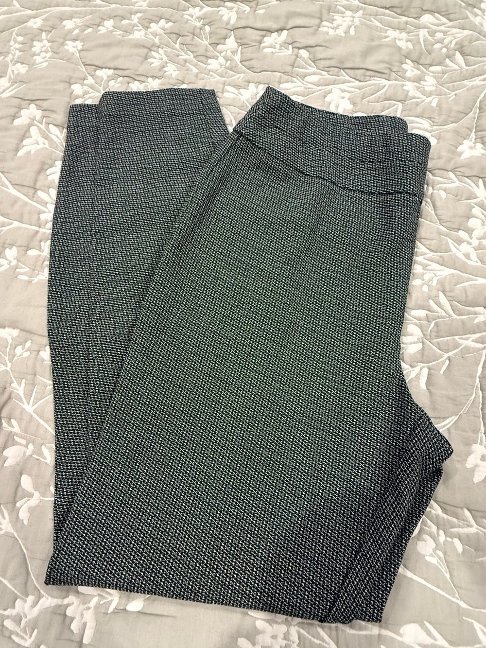 New York & Company Black and Gray Knit Skinny Dress Pants